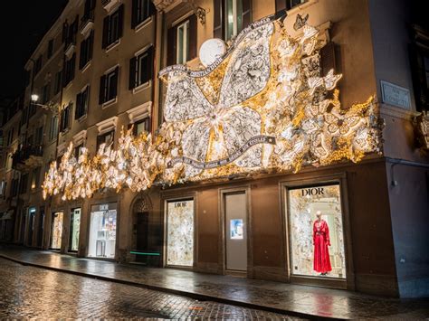 dior piazza di spagna natale|La scalinata di Trinità dei Monti si illumina: è l’albero di Natale .